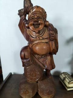 メルカリ　変わり大黒天　木彫　民衆仏　古民藝 木彫り 大黒天 大黒さま 木彫 53cm - メルカリ