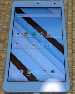 au Qua tab QZ8 チョコミント 本体のみ SIMロック解除済のサムネイル