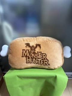 モンスターハンター　こんがり肉 BIGクッション　ぬいぐるみ