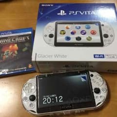 ミナミさん専用【美品】PSVITA PCH-2000 マイクラ付きのサムネイル