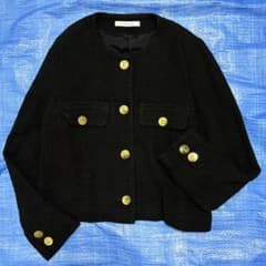 MUSE⬛︎Col Pierrot⬛︎ツイードジャケット⬛︎ノーカラー⬛︎金釦