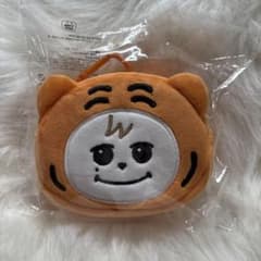 KYUMAE x MUZIK TIGER フェイスポーチ