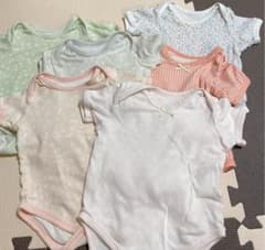 半袖ロンパース 70サイズ　肌着6枚セットのサムネイル