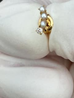 AHKAH スノーぺレッツピアス18金(シングルピアス)日曜日までの限定値下げ AHKAH スノーぺレッツピアス18金(シングルピアス)日曜日までの限定価格