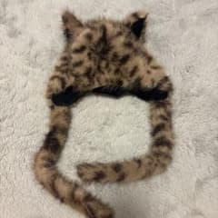 ヒョウ柄被り物のサムネイル