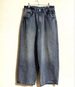 H&M SUPER BAGGY スーパーバギー デニム 30/30のサムネイル
