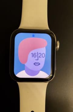 Apple Watch Series 4 シルバーステンレス　40mmのサムネイル