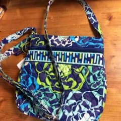 Vera Bradley プチダブルジップヒップスターのサムネイル