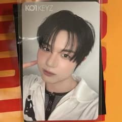 KO1KEYZ 柳谷伊冴 選出店舗 トレカのサムネイル