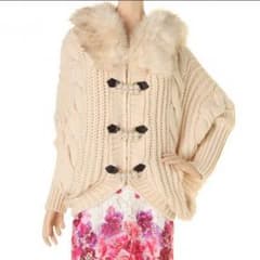【新品 未使用】ダチュラ ニットパーカーのサムネイル