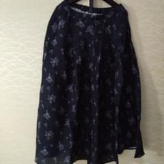 専用です‼️ネストローブ　ヴェリテクールフラワープリントスカート ネストローブ ヴェリテクールフラワープリントスカート - メルカリ