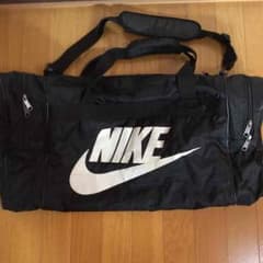 ナイキ ボストンバッグのサムネイル