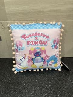 タキシードサム×ピングー　ポンポン付きクッション