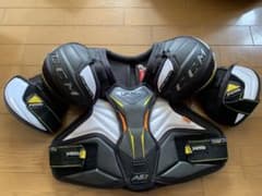 アイスホッケー  ショルダーのサムネイル