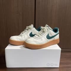 NIKE AIR FORCE 1 LOWのサムネイル