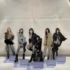 LE SSERAFIM DIFFERENT アクスタ コンプのサムネイル