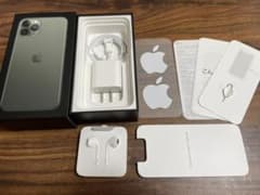 美品　Apple iPhone 11 Pro 64GB ミッドナイトグリーンのサムネイル