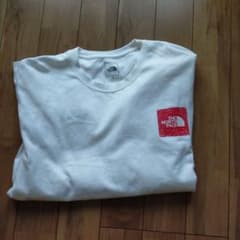 ノースフェイスTシャツのサムネイル