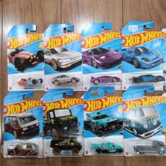 専用品　Hot Wheels ミニカー 8台セットのサムネイル