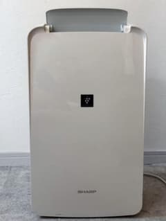 SHARP 除湿機 衣類乾燥機 CV J71 W 2020年製 - メルカリ