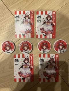 ウマ娘 ケンタッキー コラボ レッドディザイア　カード　缶バッチ　4枚