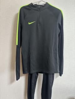 NIKE(ナイキ)ジャージ上下セット Mサイズのサムネイル