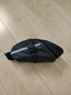 ブラックメッシュサドルバッグのサムネイル