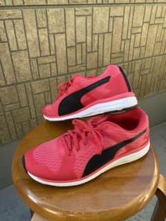 Pumaランニングシューズのサムネイル