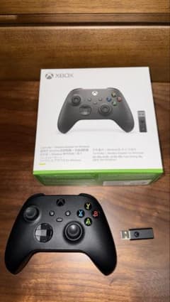 Xbox ワイヤレス コントローラー + ワイヤレス アダプタのサムネイル