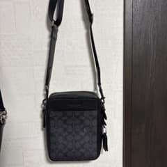 COACH ブラック ショルダーバッグのサムネイル