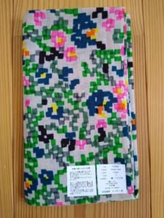 ミナペルホネン　手ぬぐい　flower bed　ベージュ　生地のサムネイル