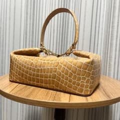 REJINA PYO ベントーバッグ クロコ型押し ハンドバッグ ボックス型 REJINA PYO ベントーバッグ クロコ型押し ハンドバッグ ボックス型
