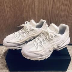 【専用】NIKE AIR MAX 95 CDG 26.0 白のサムネイル