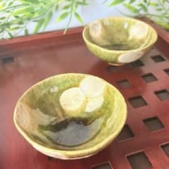Thumbnail of 涼やかな織部焼の小鉢 二客セット 夏の食卓に映える緑釉