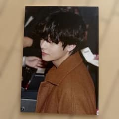 BTS V テヒョン フォトのサムネイル