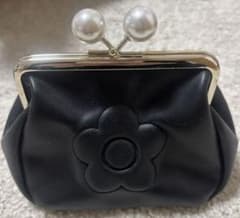 MARY QUANT マリークワント がま口ポーチ 黒のサムネイル