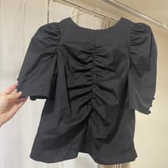 TONAL ブラウス　シャーリングパフスリーブブラウス　トーナルのサムネイル