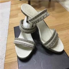 グッチ  ミュールのサムネイル