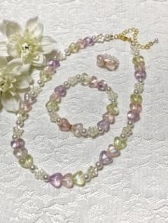 ハートとフラワーのキッズアクセサリー3点セットのサムネイル