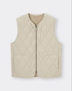 新品　GU キルティングベスト L ベージュのサムネイル