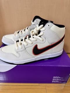 NIKE SB DUNK HIGH PROのサムネイル