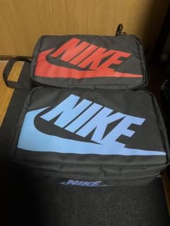 Nike シューズケース　黒赤、黒青　セットのサムネイル