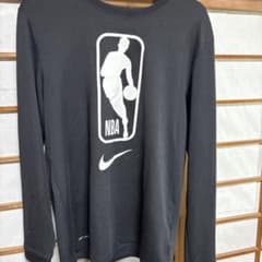 B*n様 NIKE NBA 長袖Tシャツ 黒のサムネイル