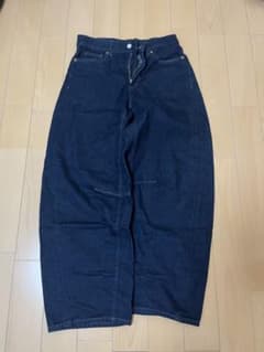 GU バレルレッグジーンズ Lサイズのサムネイル