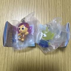 トイストーリー めじるしアクセサリー ドーリー　エイリアン２種セットのサムネイル
