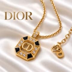 Dior ディオール ロゴラインストーン ネックレス ゴールド - メルカリ