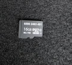 16GB microSDHCカード 本体のサムネイル