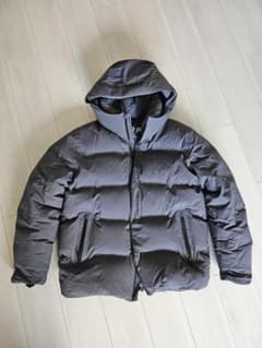アリツィア Aritzia The Super Puff₂o ダウンジャケットのサムネイル