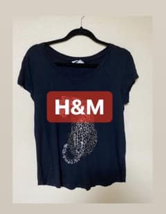 Tシャツ　半袖　黒　スパンコール　派手　ヒョウ　動物のサムネイル