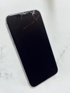 早い者勝ち♥ iPhone xsのサムネイル